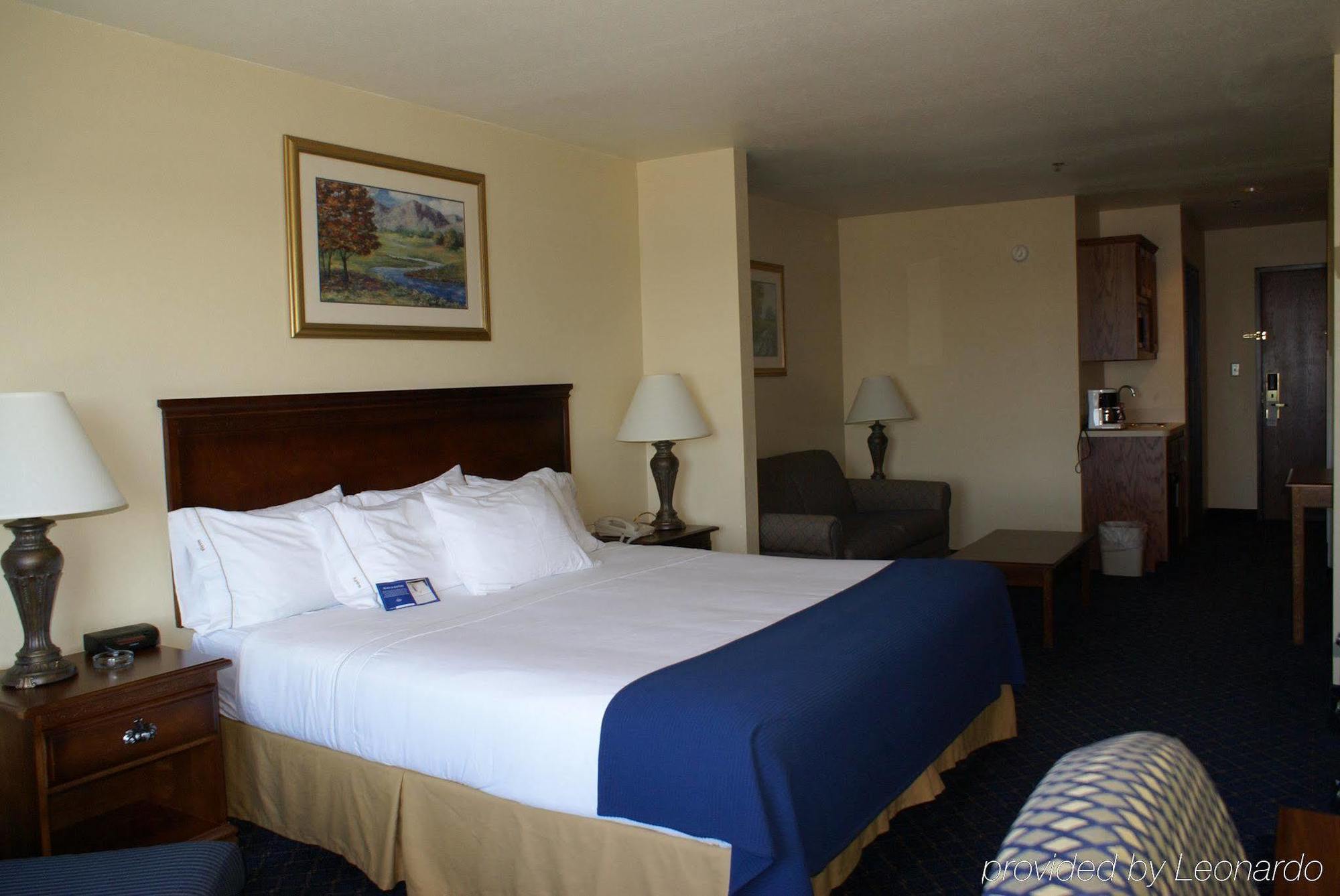 Holiday Inn Express Hotels & Suites Mountain Home By Ihg Cameră foto